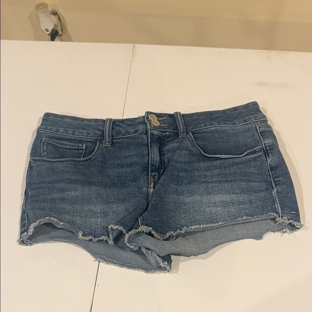 SO Women's Jean Shorts in Classic Blue